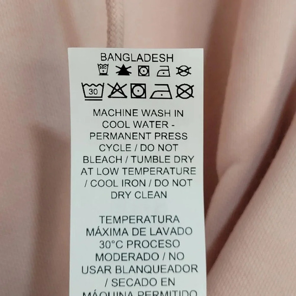 NWT PUMA Woman's Essentials Hoodie Soft Pink Pullover Size Large - Picture 10 of 10